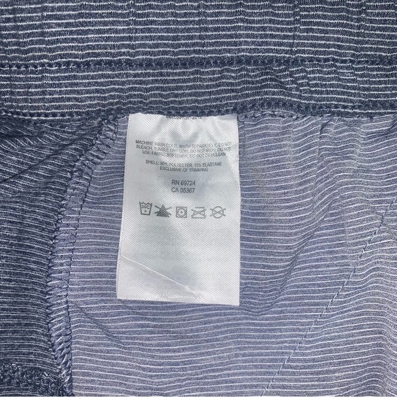 Columbia Skirt Women’s Size Small Blue Performance Fishing Gear Reel Relaxed - Picture 9 of 10